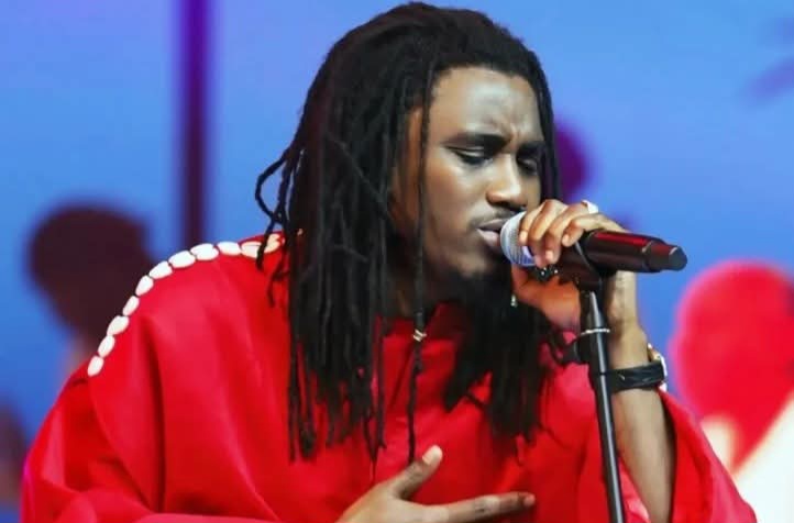WALLY SECK HAUSSE LE TON : « JE N’AI TOUJOURS PAS REÇU MON CACHET »…