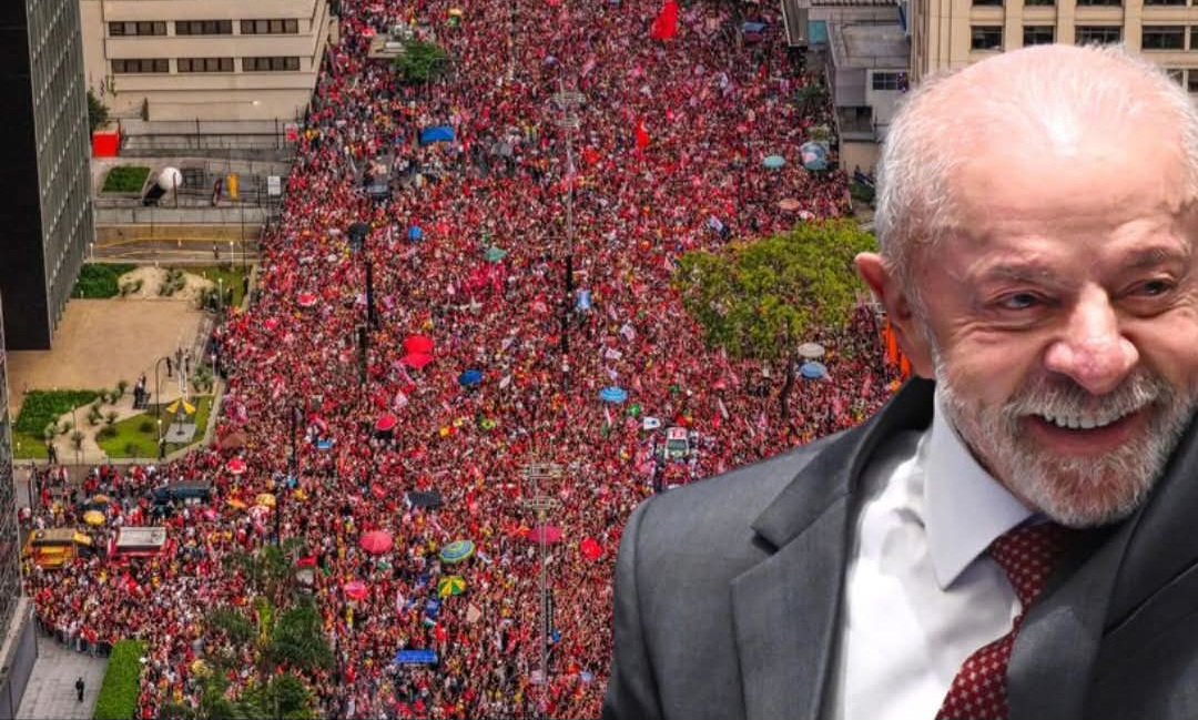Une image historique. C&rsquo;est São Paulo, maintenant quelques heures avant les élections présidentielles brésilaines.